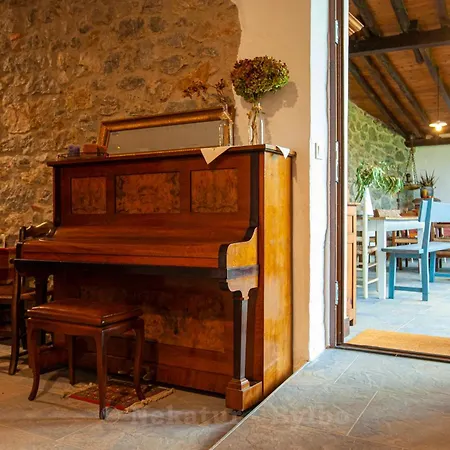 Bidegurutzeta Landetxea منزل ريفي أورنيتا