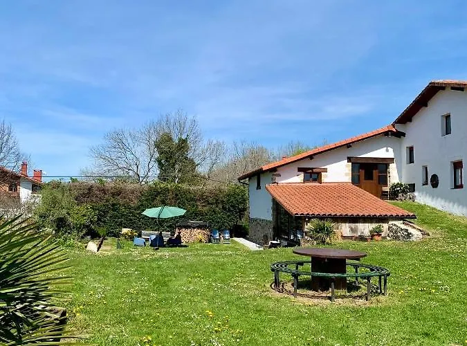 Country house Bidegurutzeta Landetxea *