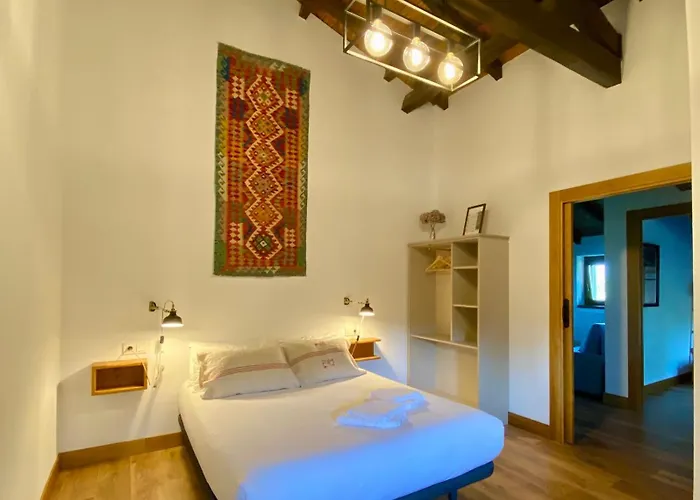 Bidegurutzeta Landetxea *